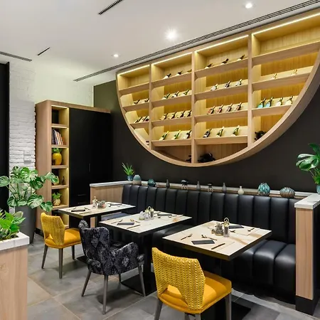 Vision By Continental Group Hotell 4*