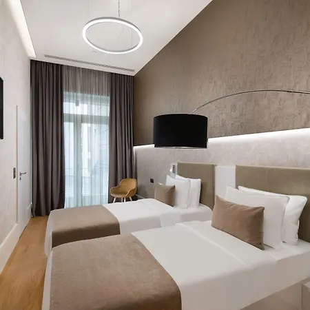 Vision By Continental Group 4*