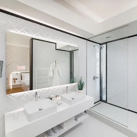 Vision By Continental Group Budapesta