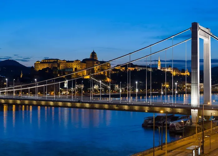 Hotel Vision By Continental Group 4*