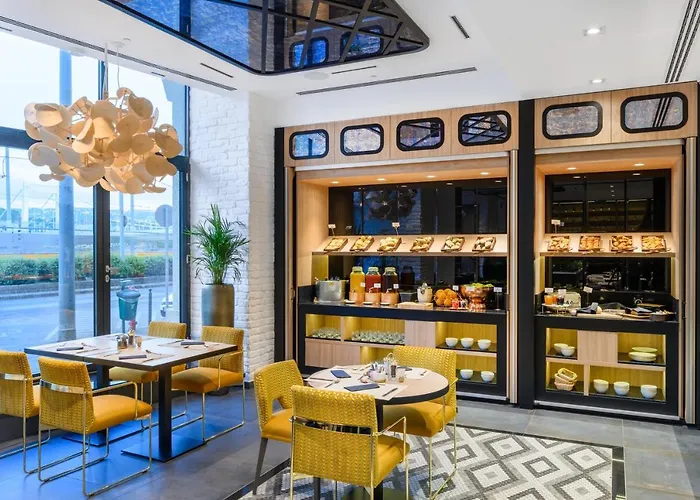 Vision By Continental Group 4*