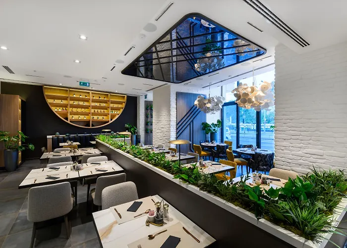 Hotel Vision By Continental Group 4*