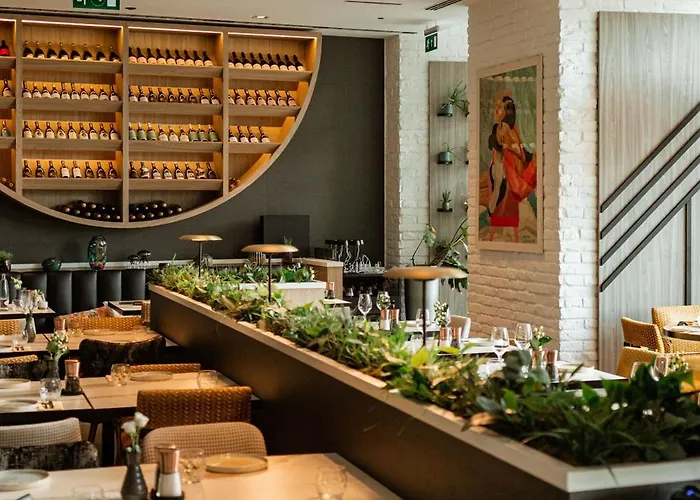 Hotel Vision By Continental Group 4*