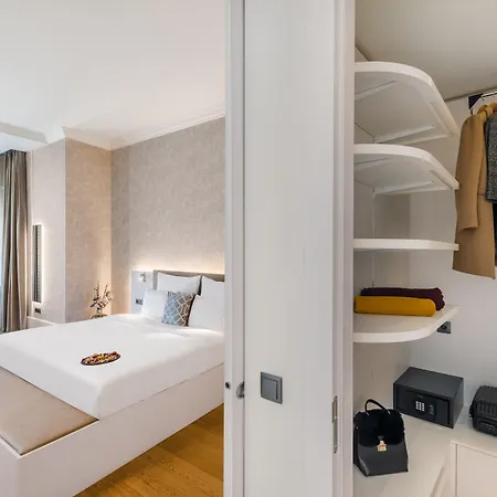 Vision By Continental Group Boedapest