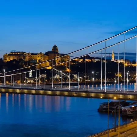 호텔 Vision By Continental Group 4*