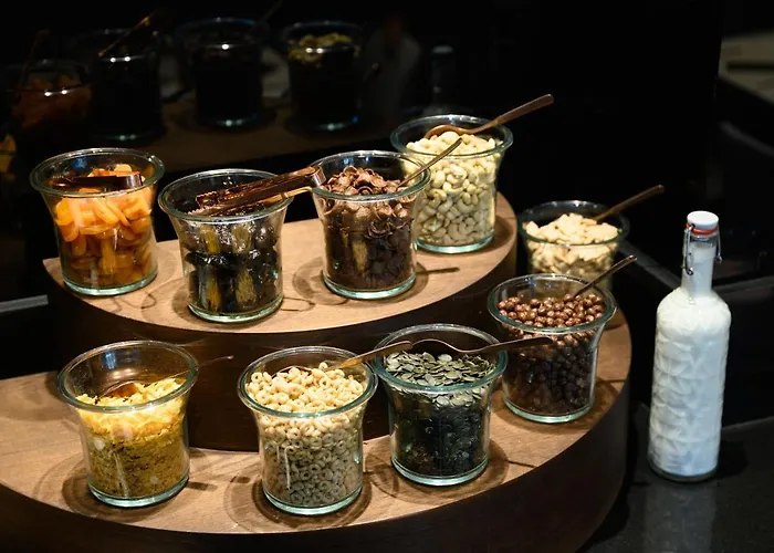 Vision By Continental Group 4*