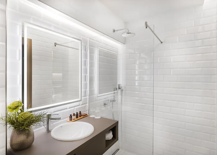 Szálloda Vision By Continental Group 4*